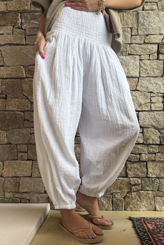 Annie Cushion Cotton Cuff Barrel Pant White
